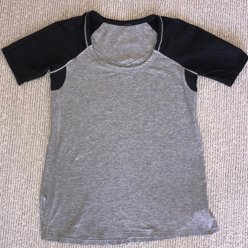 Lululemon spin 3/4 length shirt black/grey
